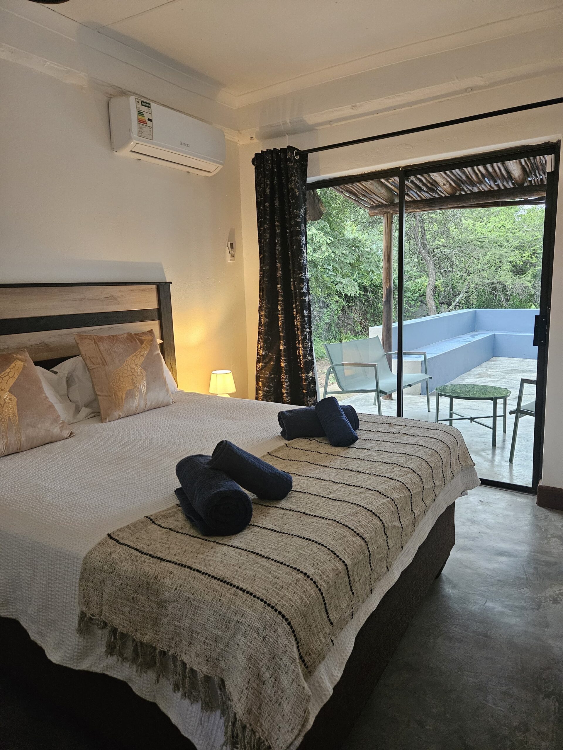 a0bdc204-3d4a-40ad-8eab-1aacf6e98781